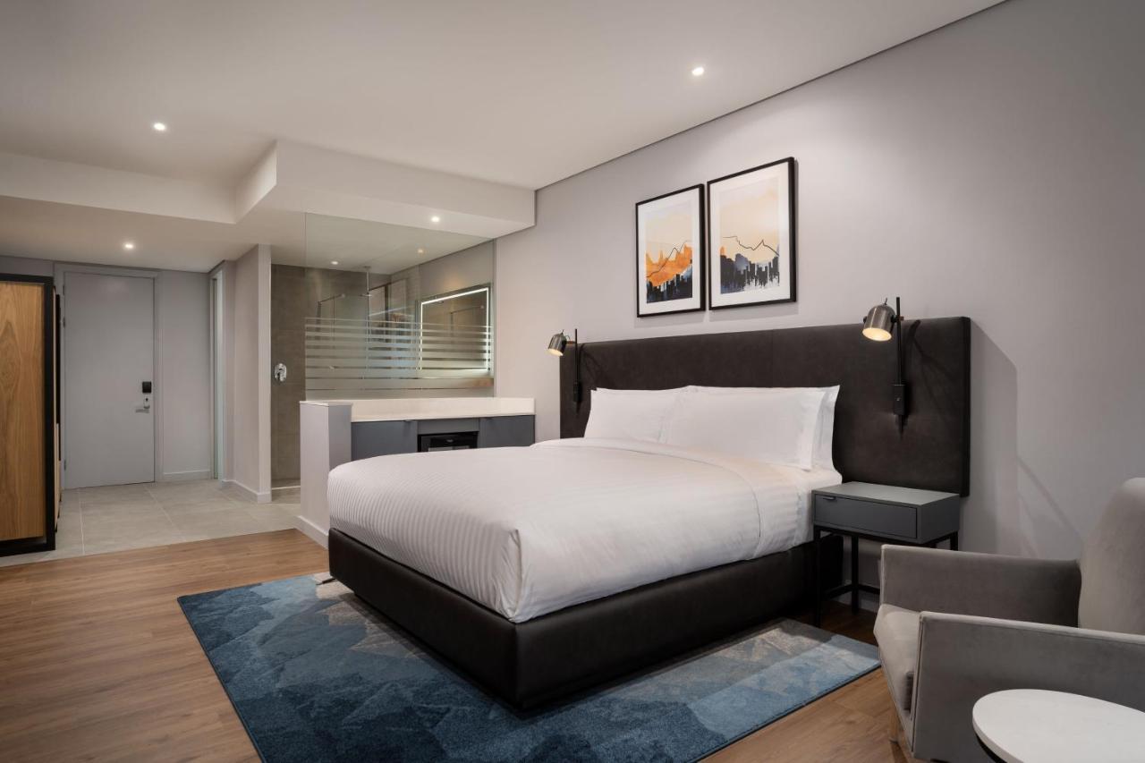 Marriott Crystal Towers Cape Town