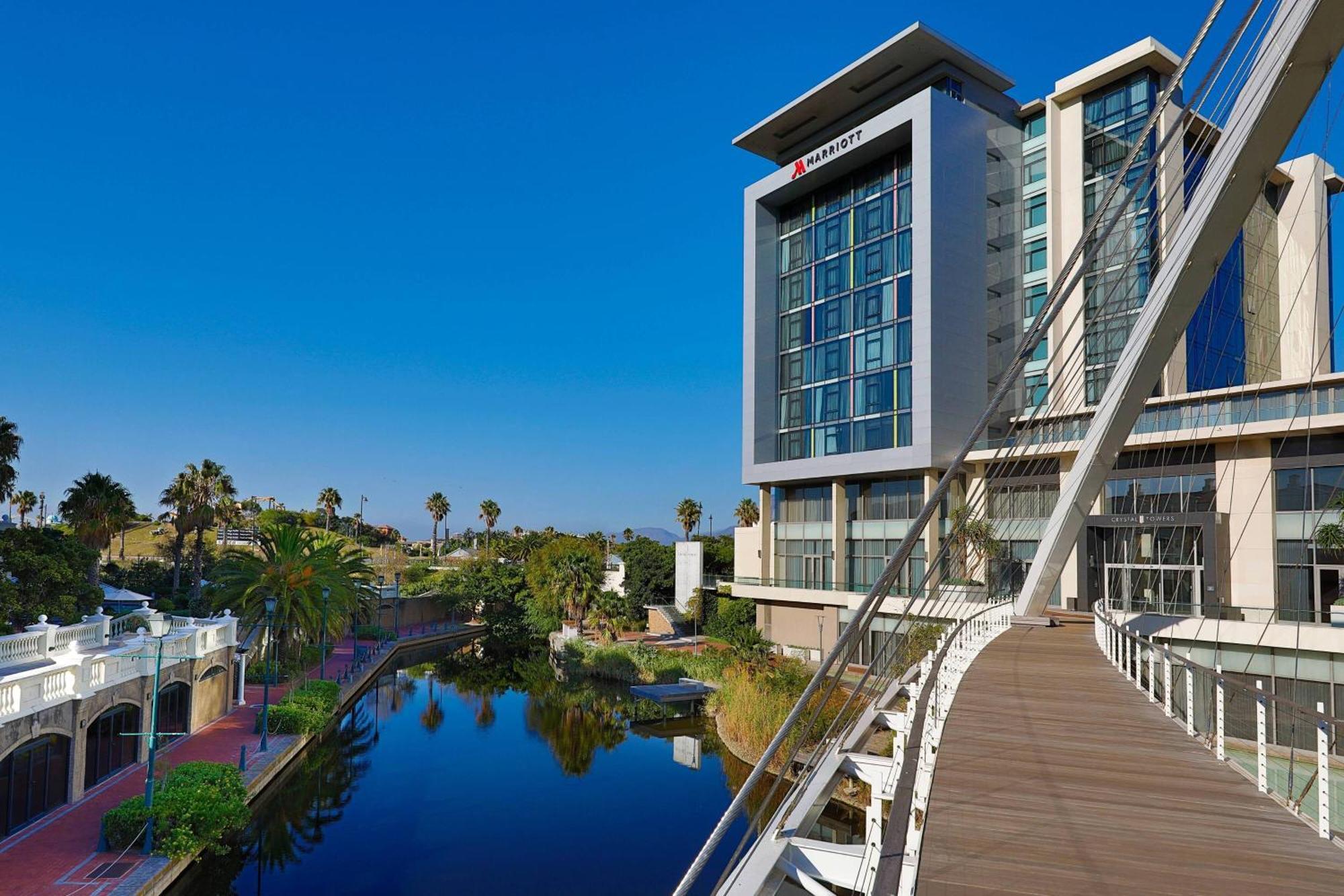 Hotel Marriott Crystal Towers